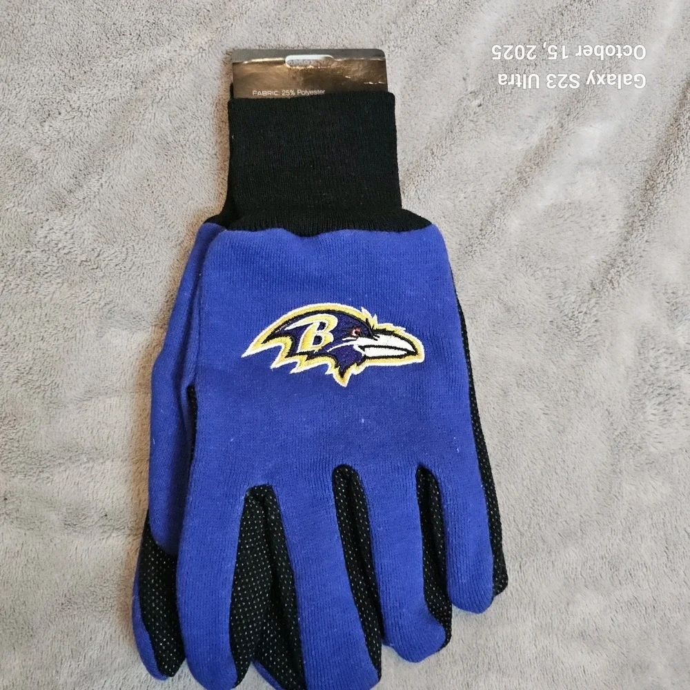 BALTIMORE RAVENS NFL‎ Sport Utility Gloves w/ PVC Gripper Dots, One-Size - NEW!
